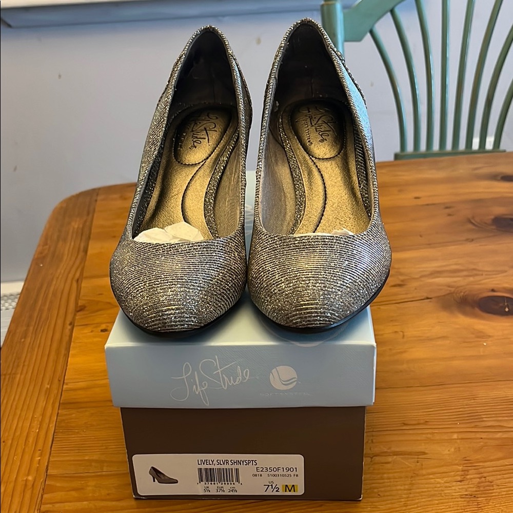Life Stride silver heels